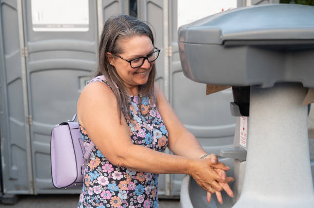Best Porta potty delivery and setup  in Elma Center, NY